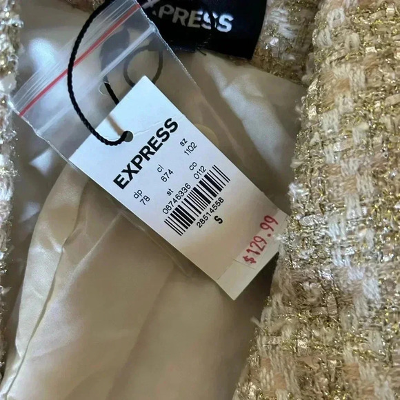 Express Blazer sized small - Picture 3 of 4